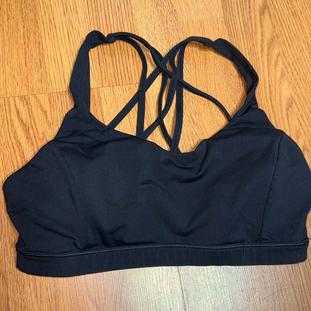 lululemon black sports bra